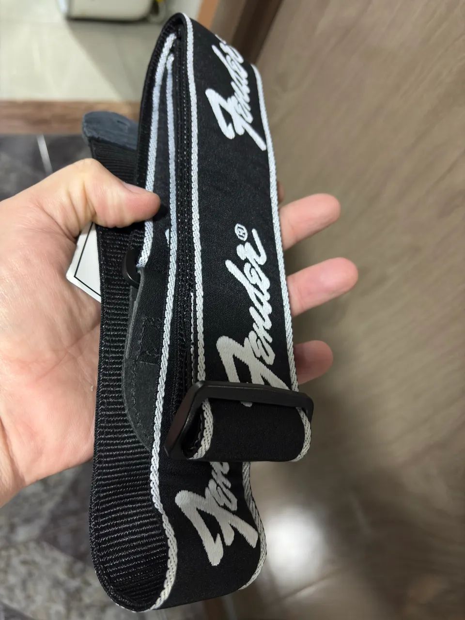 Correia Fender Original zerada!!! - Foto 2