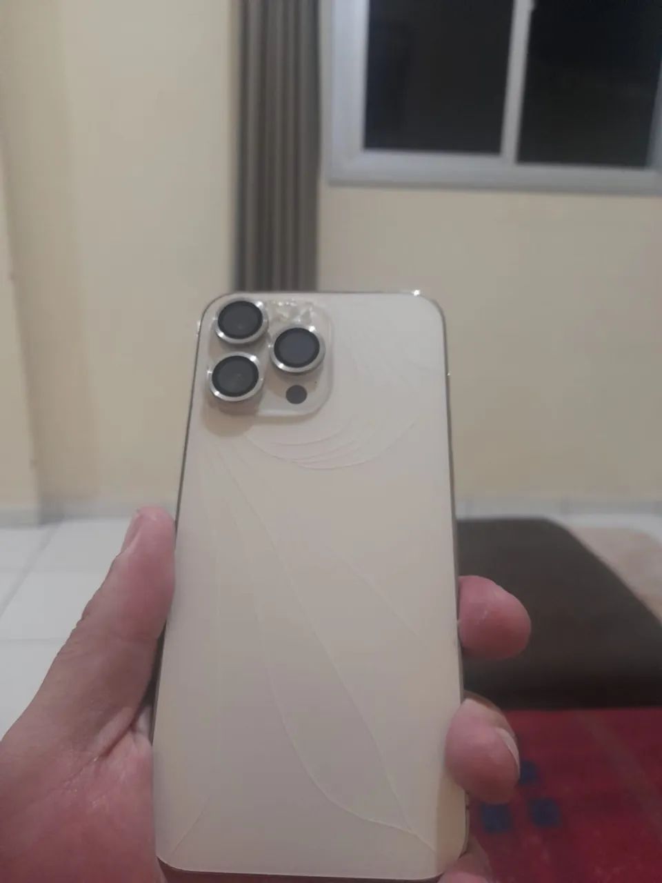 iPhone 14 pró max 256g com avarias na parte traseira  - Foto 4
