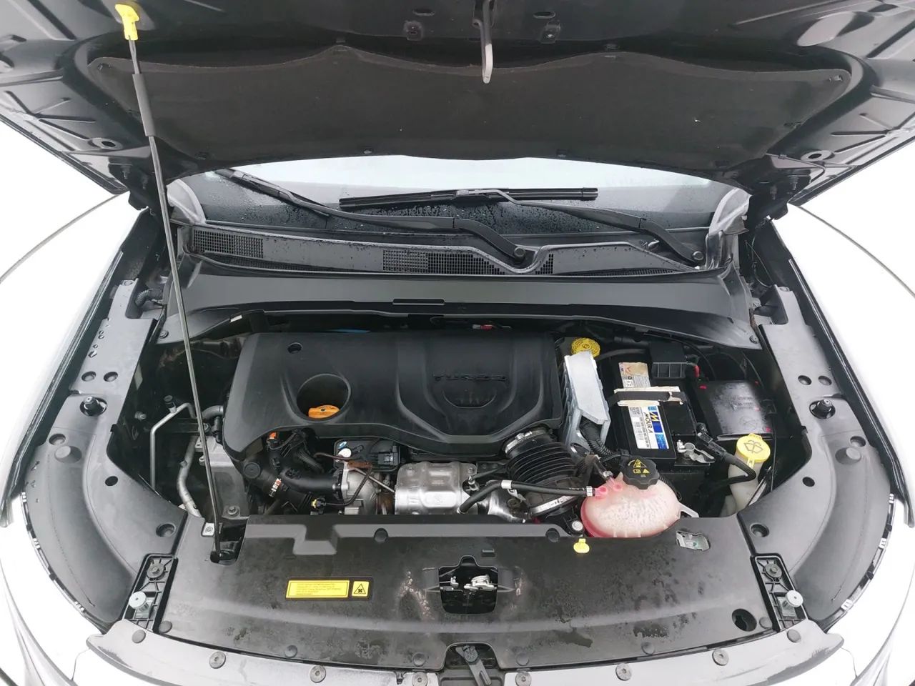 Jeep Commander Limited T270 1.3 TB Flex Aut., foto 10 de 18