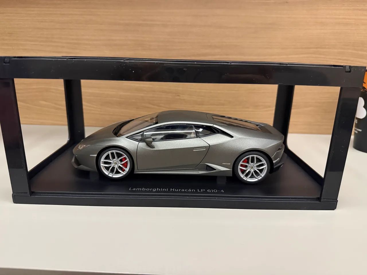 Lamborghini Huracan Autoart 1:18 - Foto 2