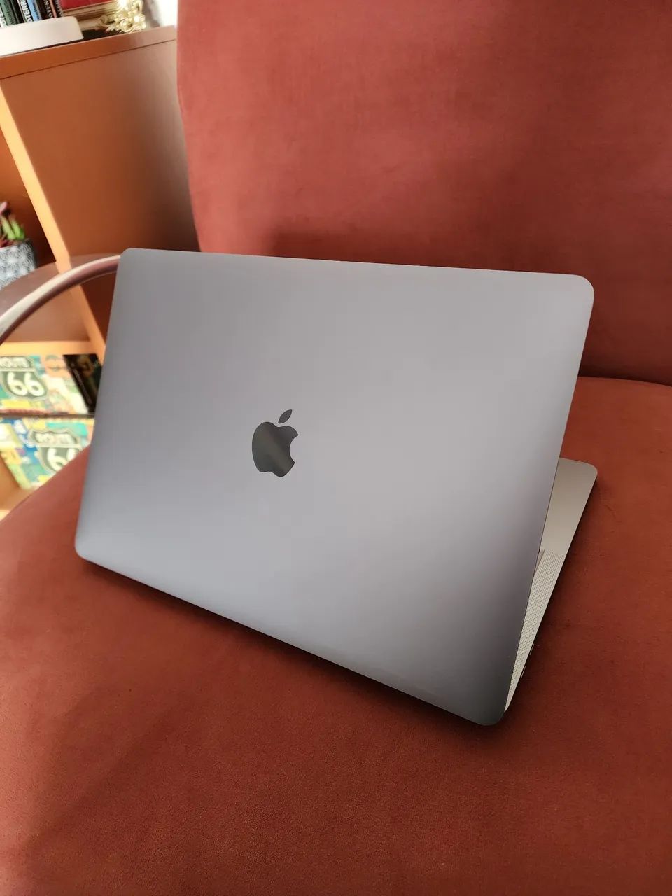 MacBook Pro 2020 i5 16gb 1TB SSD  - Foto 5