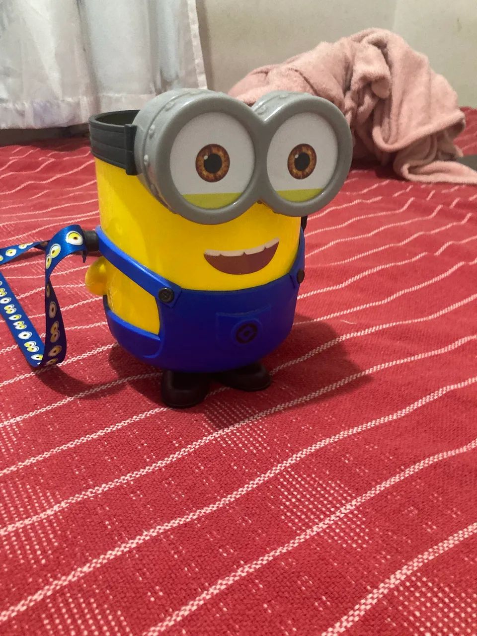 Balde do minions sem tampa cinermark - Foto 2