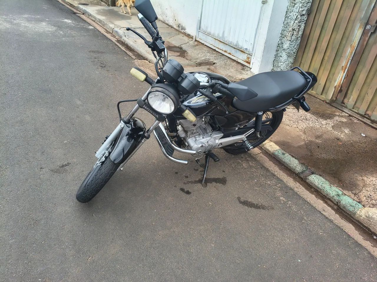 Titan 125 - Foto 3