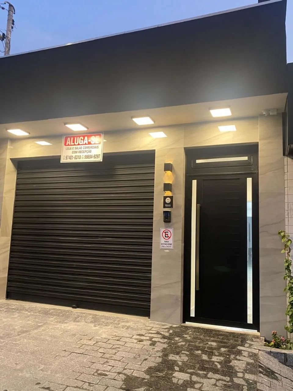 Loja e salas comerciais 