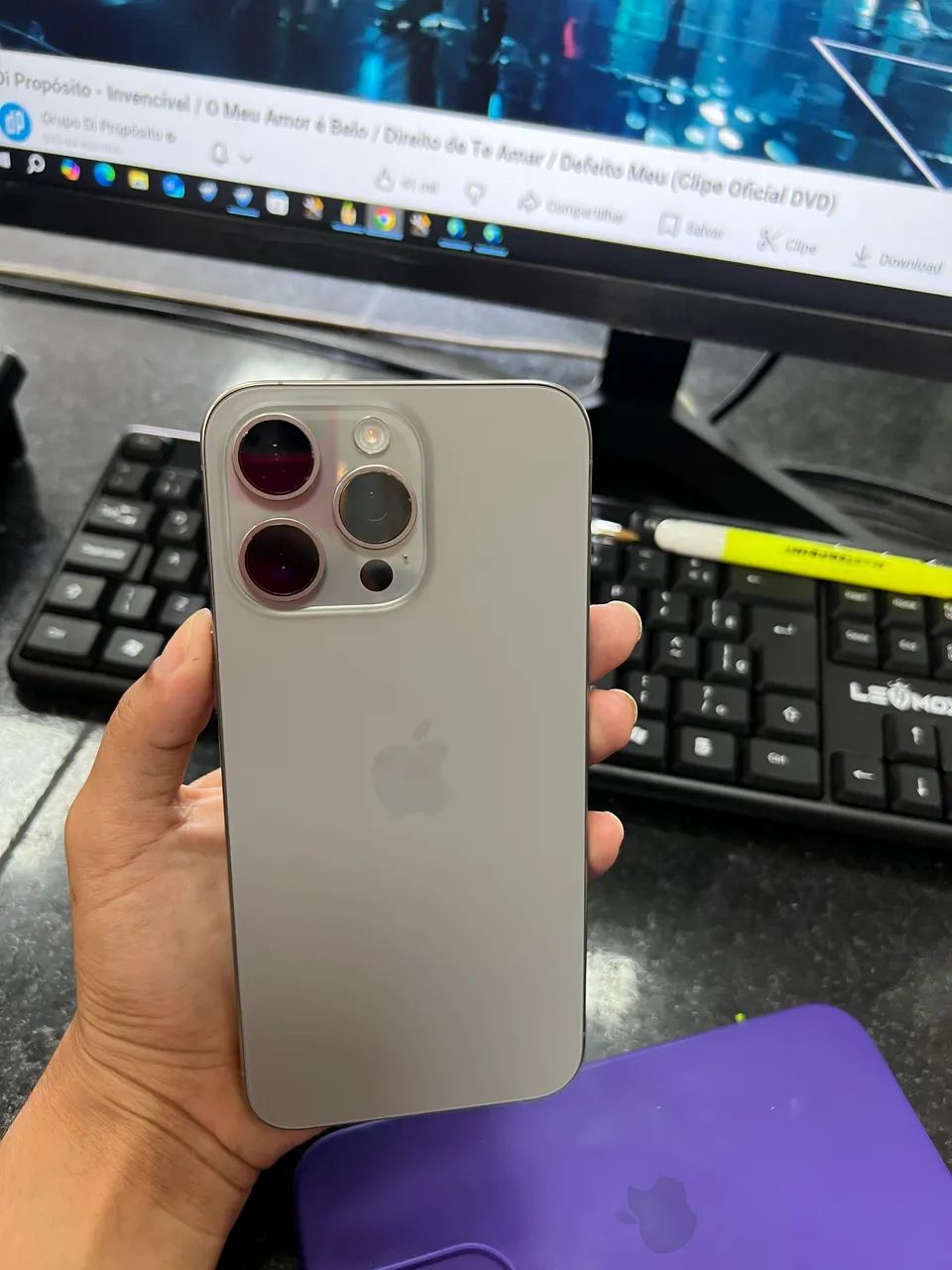 iPhone 15 pro Max - Foto 3