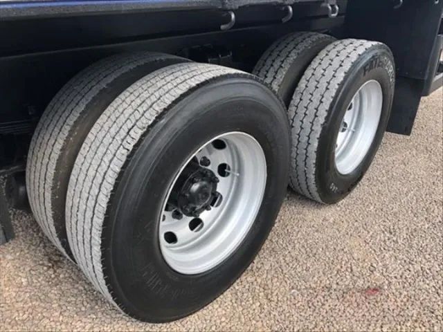 Ford cargo 2428 6x2 2012 carroceria   - Foto 13