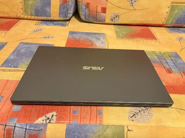Notebook Asus Vivobook Core i3