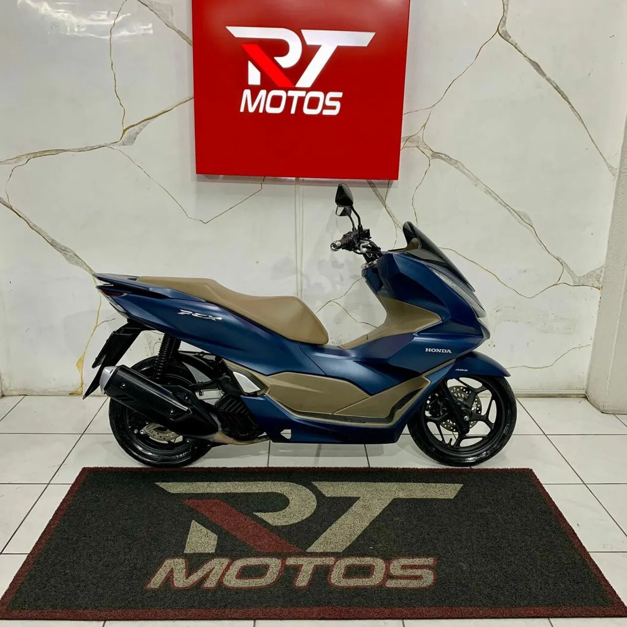 PCX 160 DLX - 2023/2023