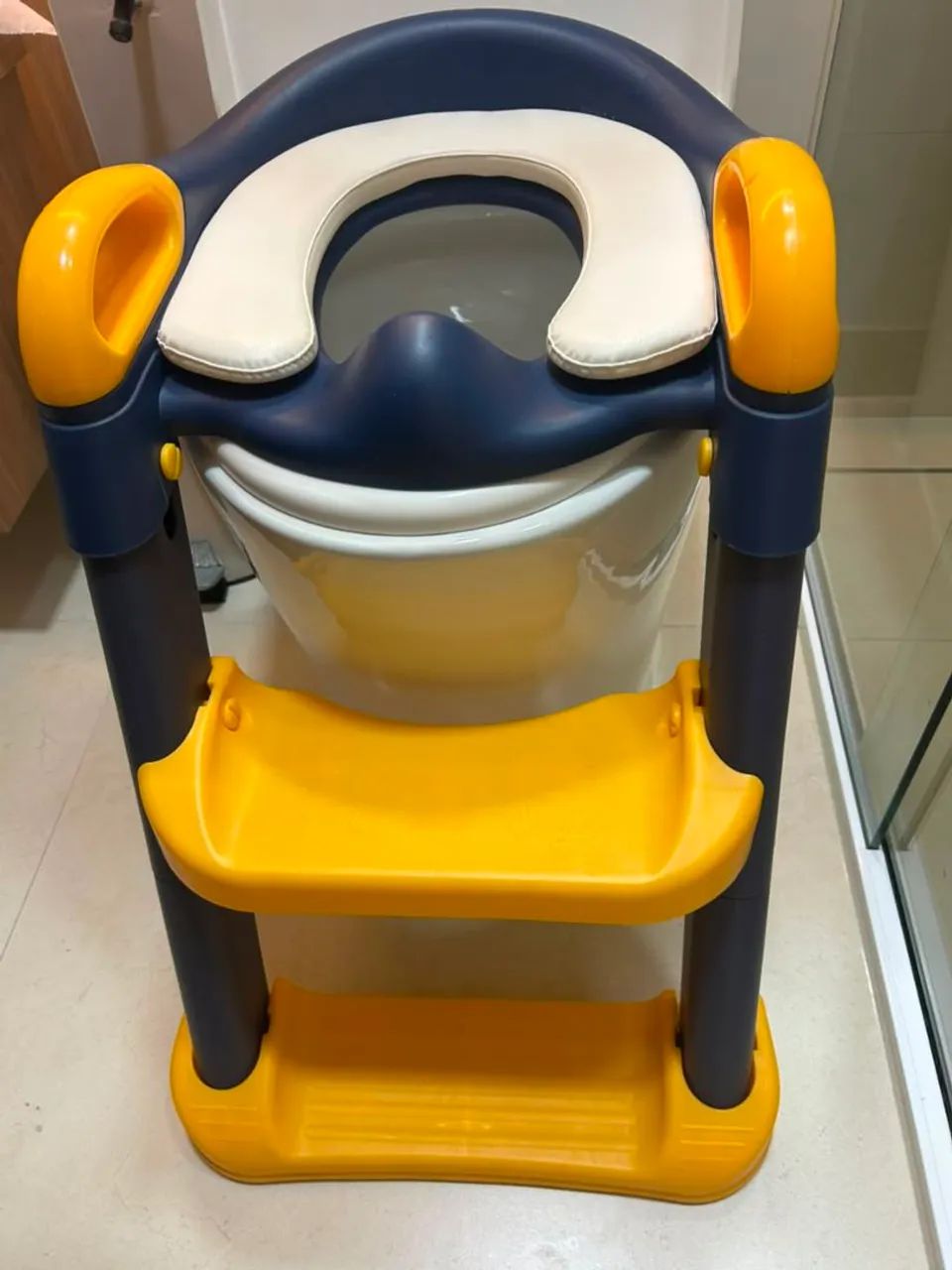 Escadinha bebê banheiro  - Foto 2