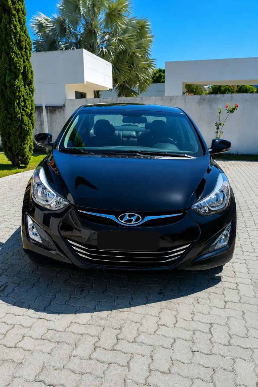 Hyundai Elantra Elantra GLS 2.0 16V Flex Aut. 2016