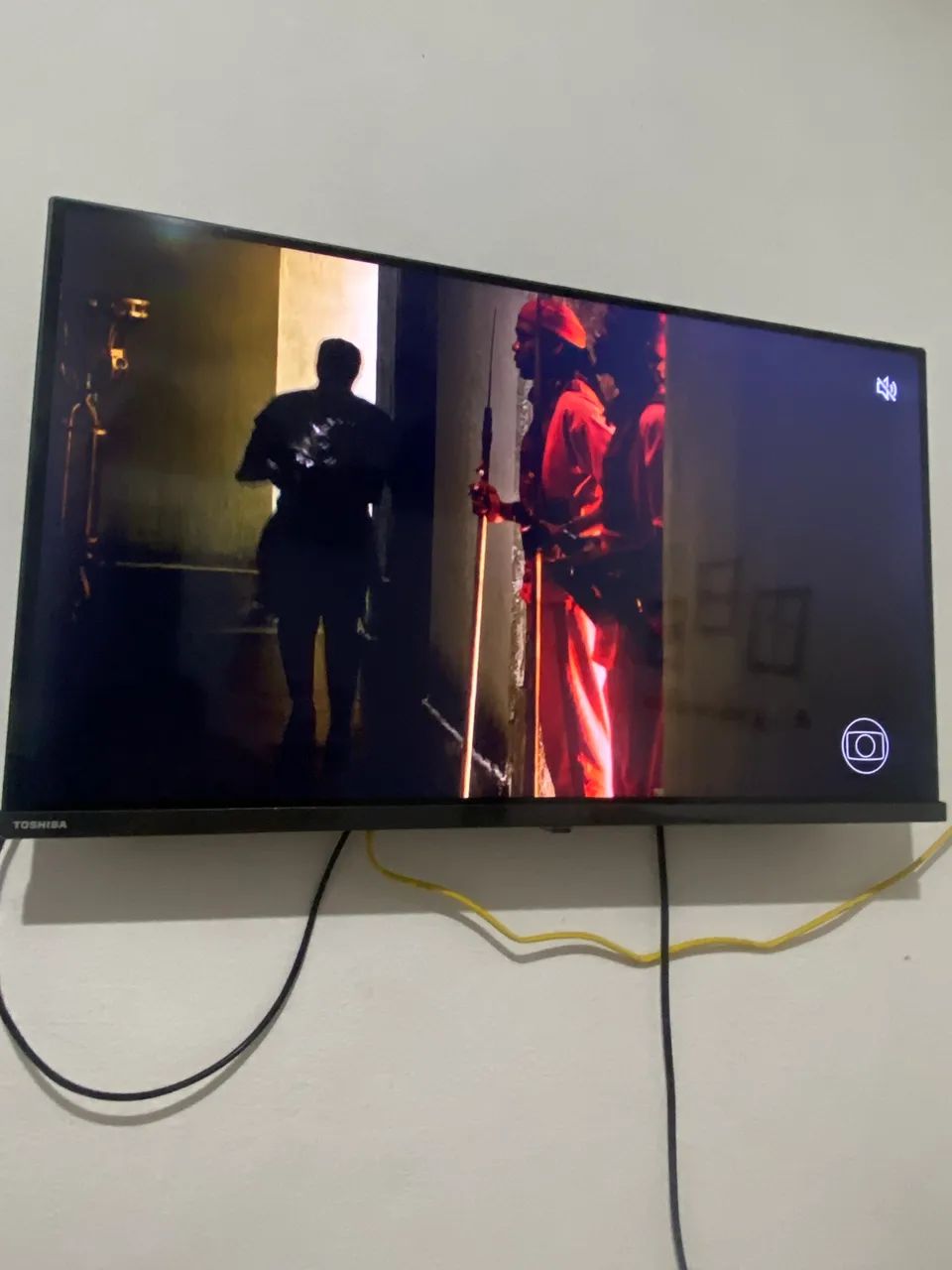 Smart Tv Toshiba 750$ - Foto 4