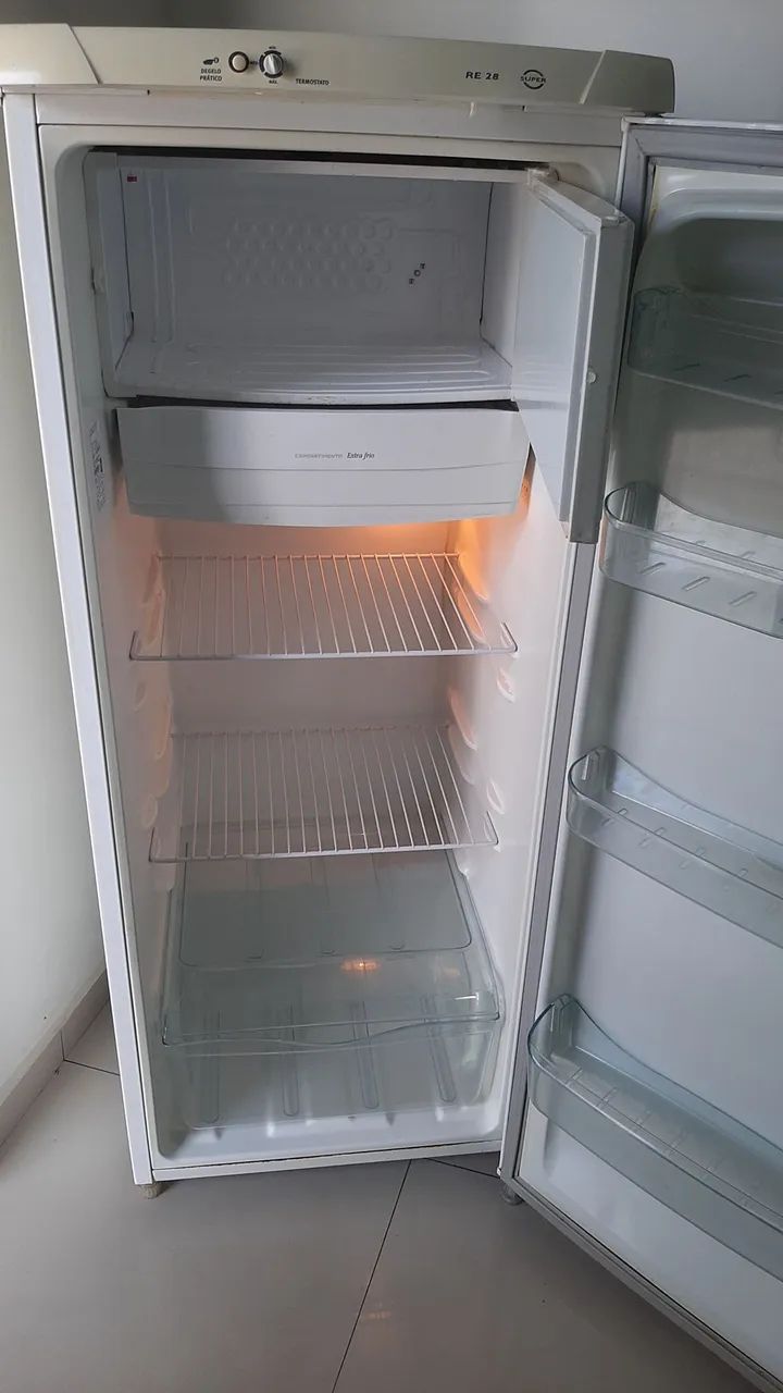 Electrolux 240 litros  - Foto 2