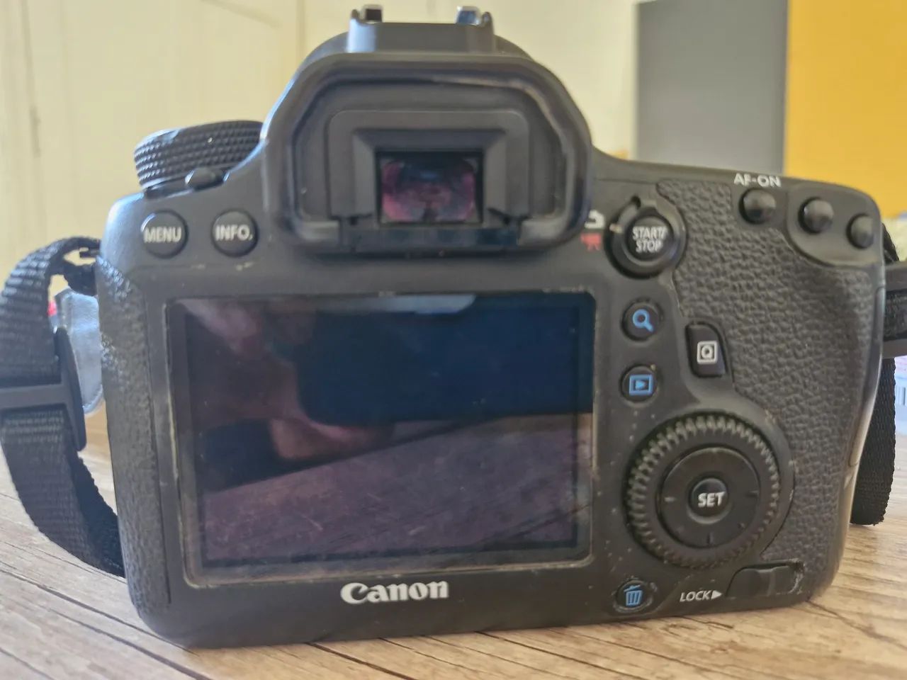 Câmara 6D - Foto 5