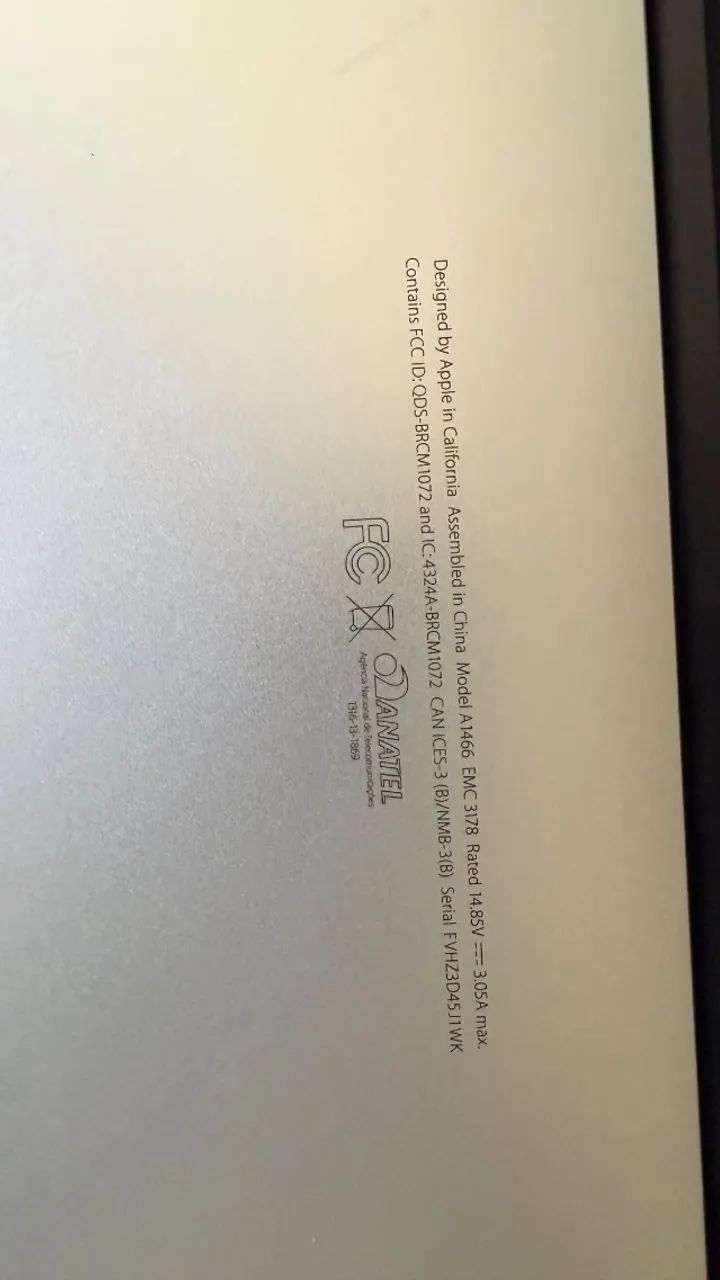 Mac Book Air 13'', 2017, modelo A1466 - Foto 2