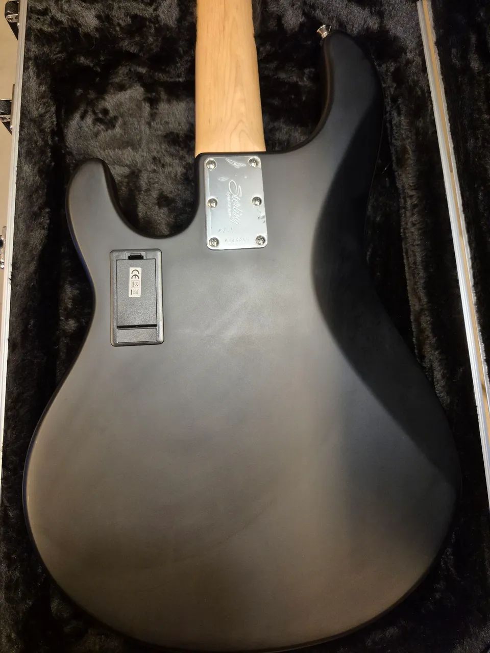 Baixo Sterling Stingray 5 by MucisMan - Foto 3