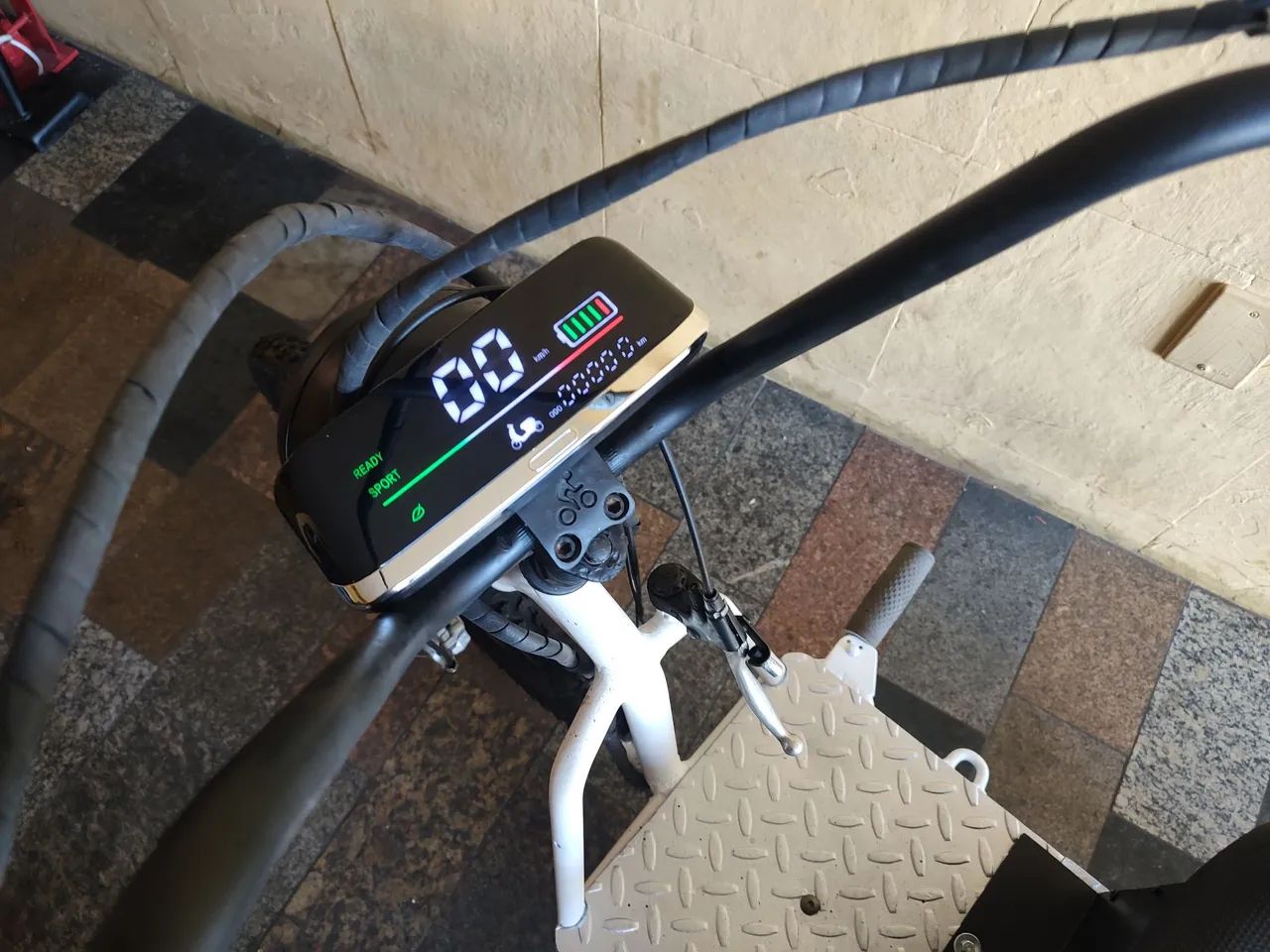 Triciclo elétrico excelente estado  - Foto 5