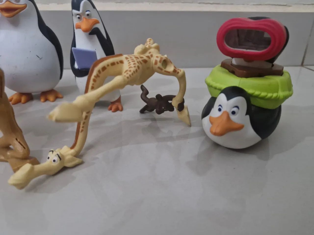 Miniaturas Pinguins de Madagascar - Foto 4