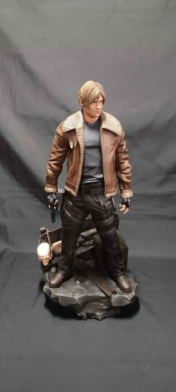 Figure Action Leon Kennedy - Foto 3