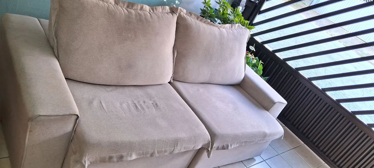 Sofa reclinável e retrátil 4 lugares ótimo estado  - Foto 4