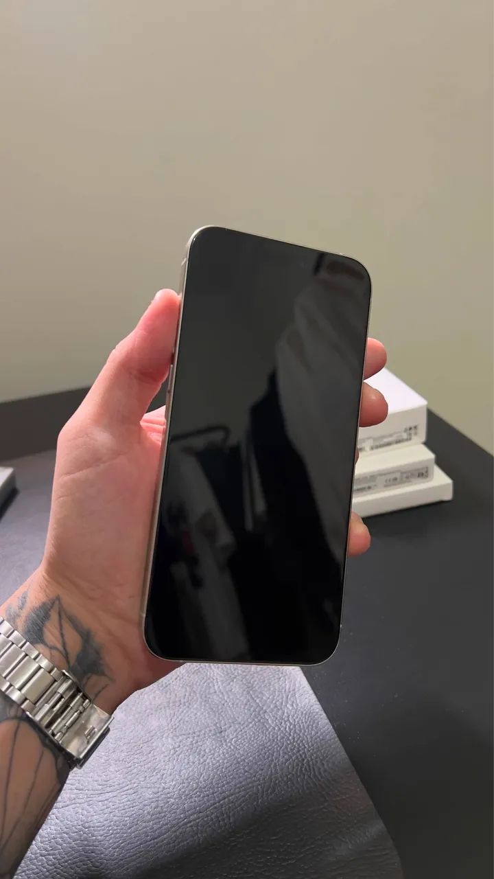 iPhone 15 pro max 256gb 100% bateria  - Foto 2