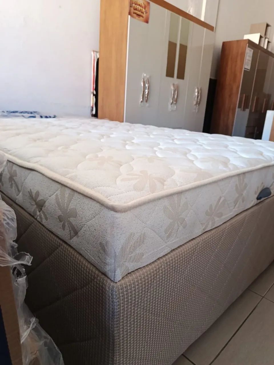 Cama box casal baú  - Foto 4