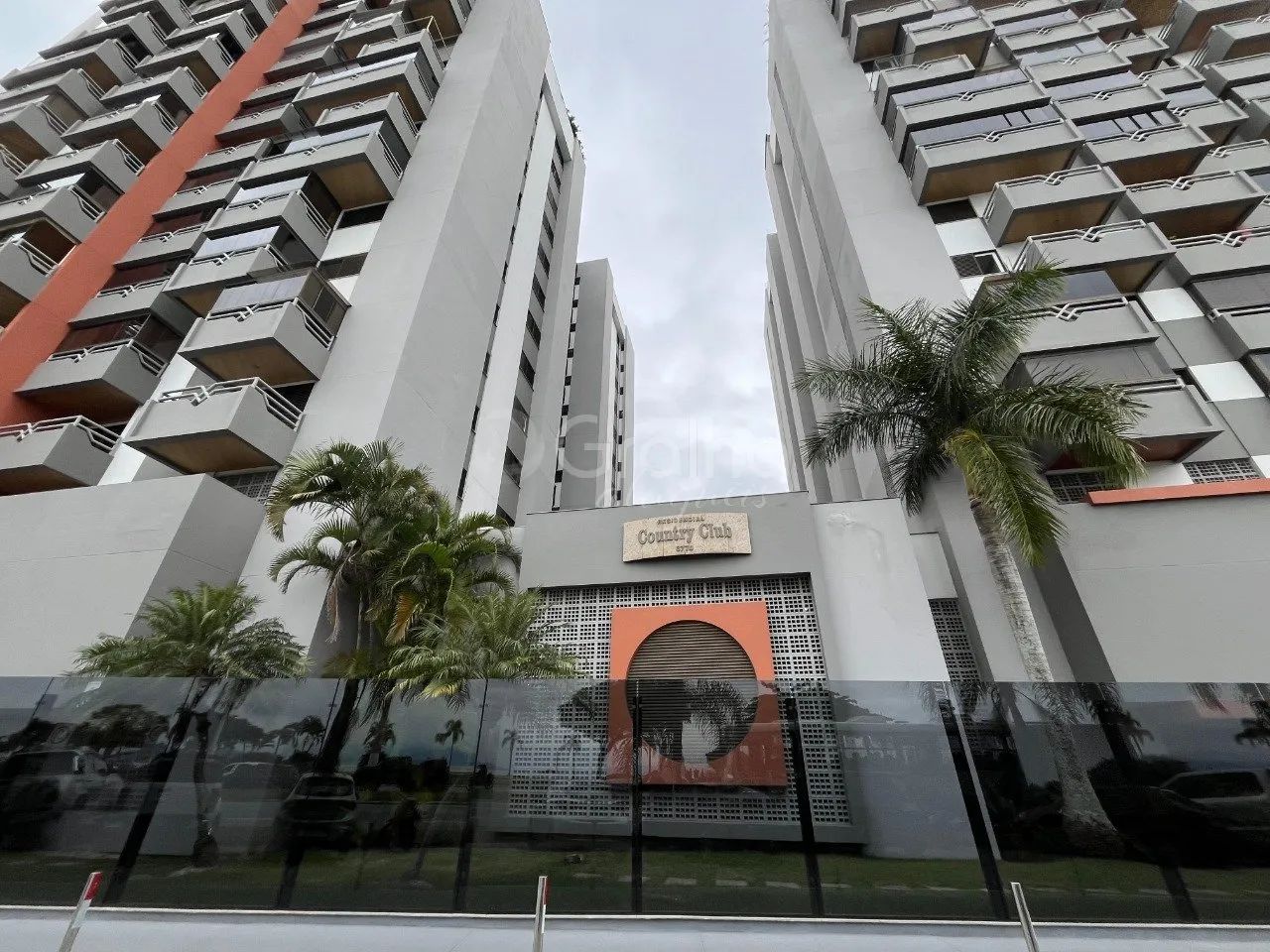 Apartamento com 3 quartos na Agronômica