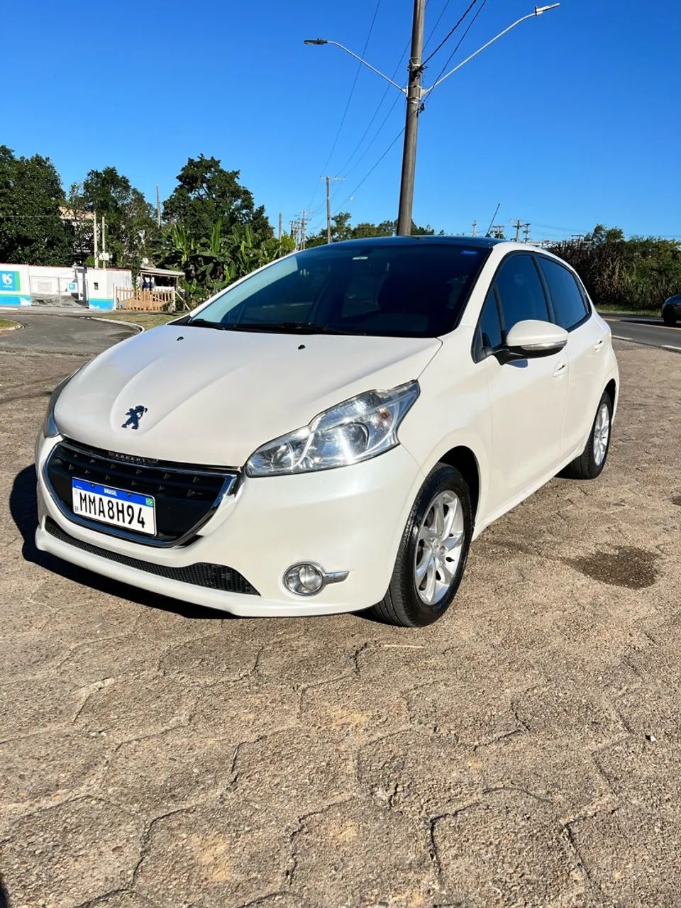 Peugeot 208 ALLURE 1.5 8V FLEX 2014