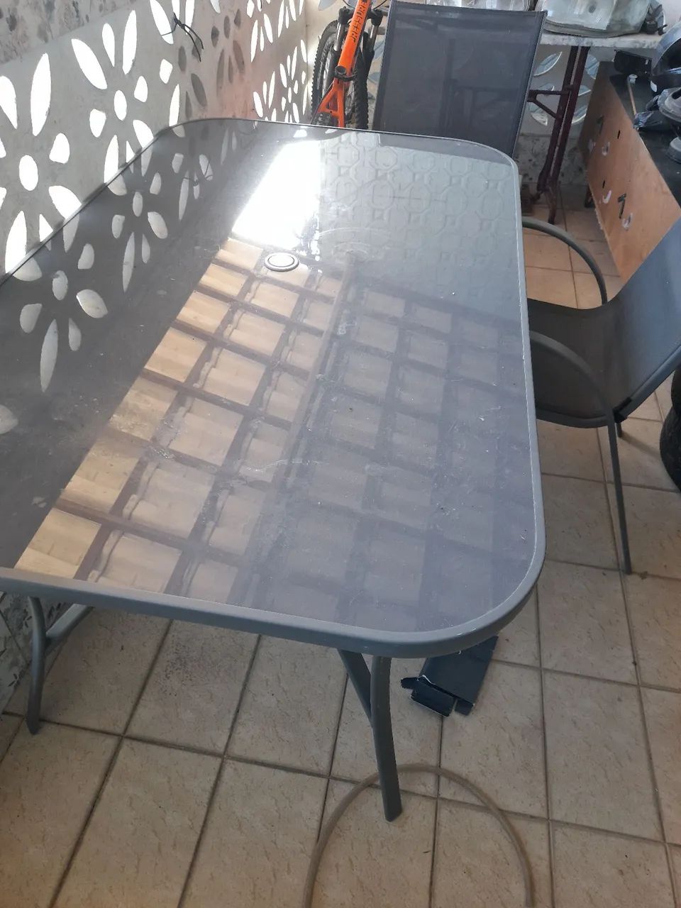 Conjunto de mesa e seis cadeiras para varanda - Foto 2