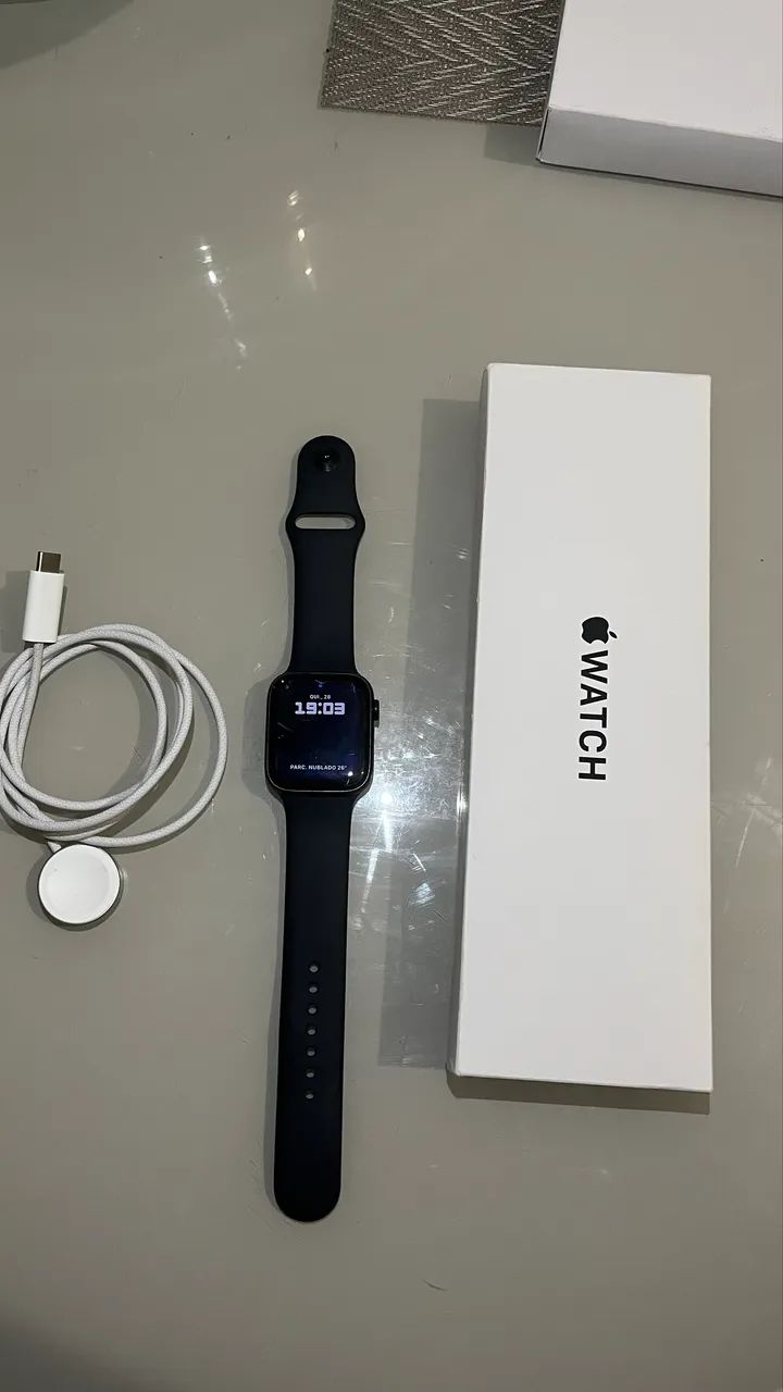 Apple Watch SE 3 44mm Midnight 