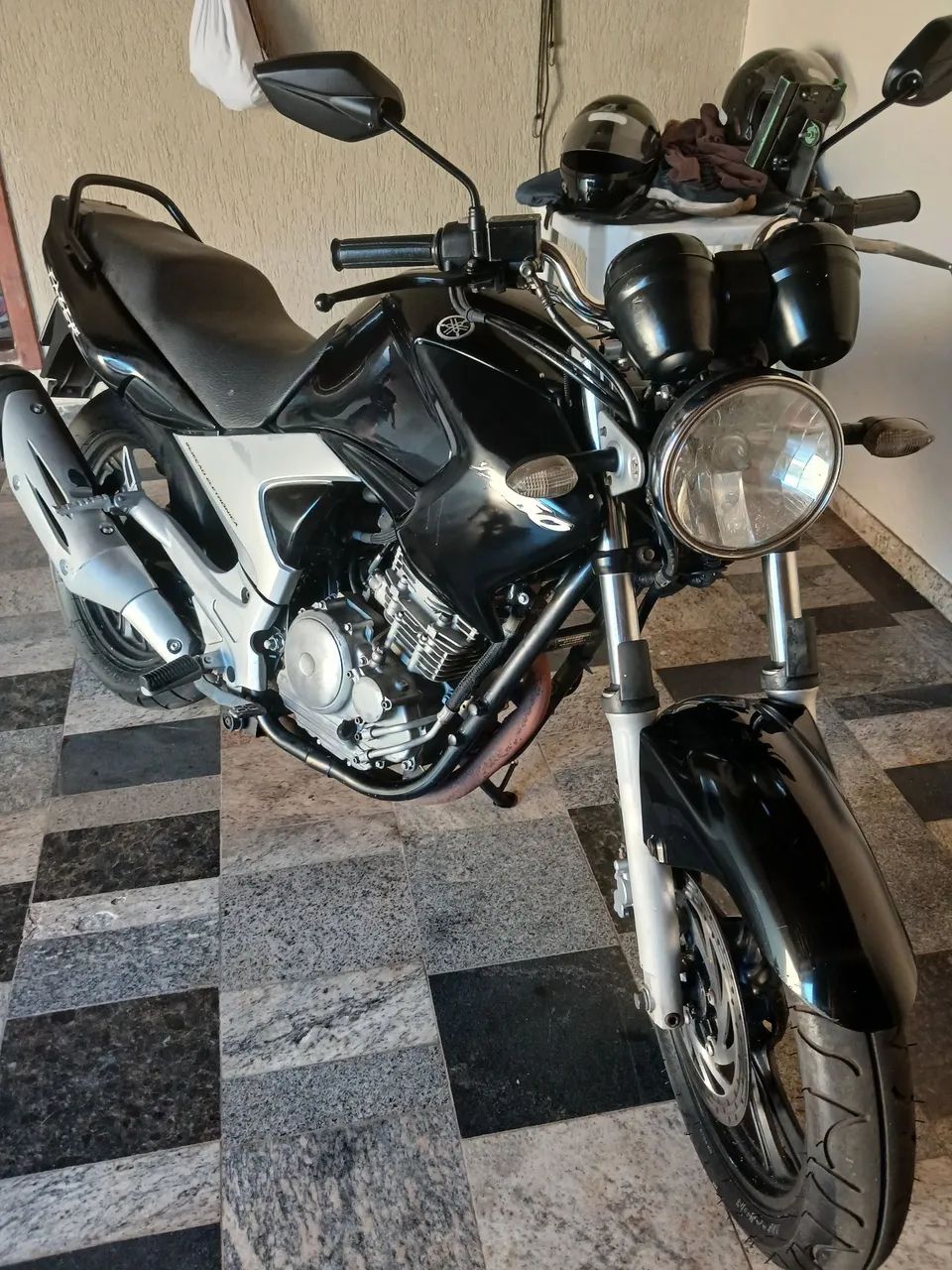 Fazer 250 2010