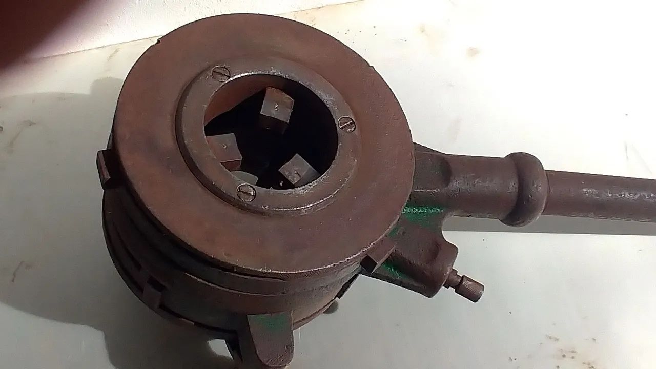 Tarracha manual 1/2" a 2" usada antiga  - Foto 4