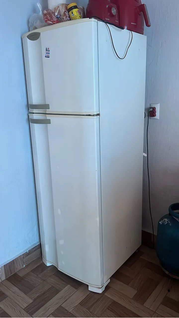 Geladeira Electrolux Duplex - Funcionando Perfeitamente - Foto 2