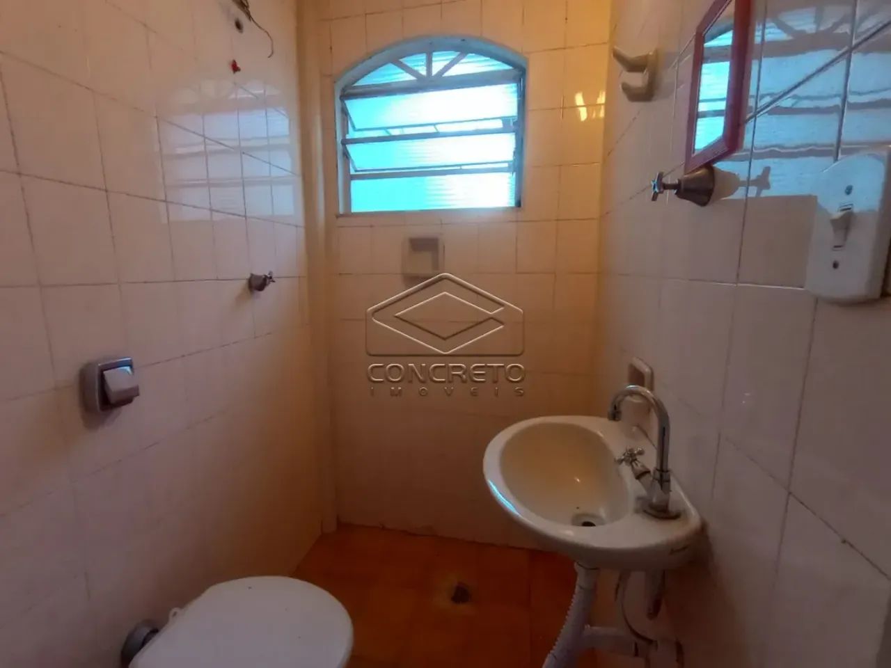 SALA AMPLA PARA LOCAÇÃO COMERCIAL - EXCELENTE LOCALIZAÇÃO - Foto 5