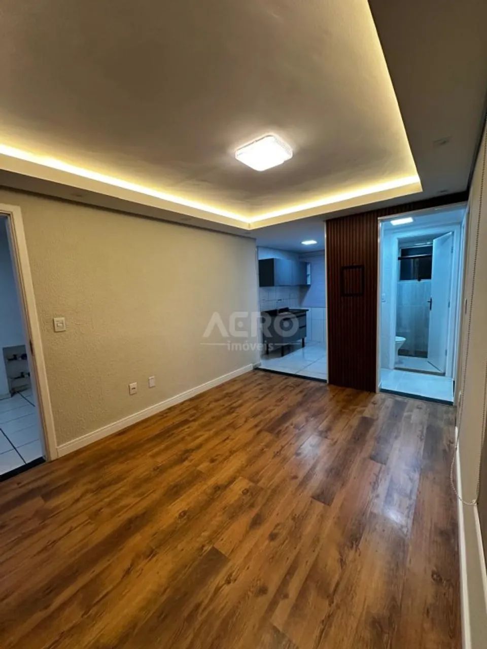 Apartamento repaginado com 2 dormitórios e 49 m² - Foto 2
