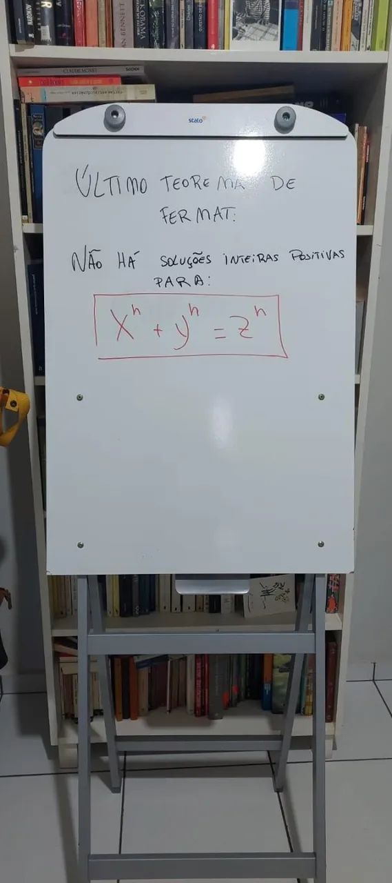 Flip chart (quadro branco) cinza Stalo 