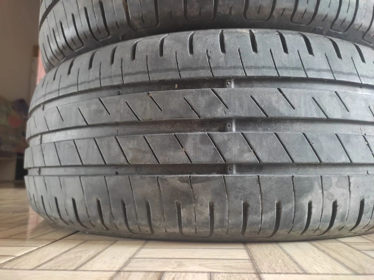 Par pneus Goodyear 195/55-16