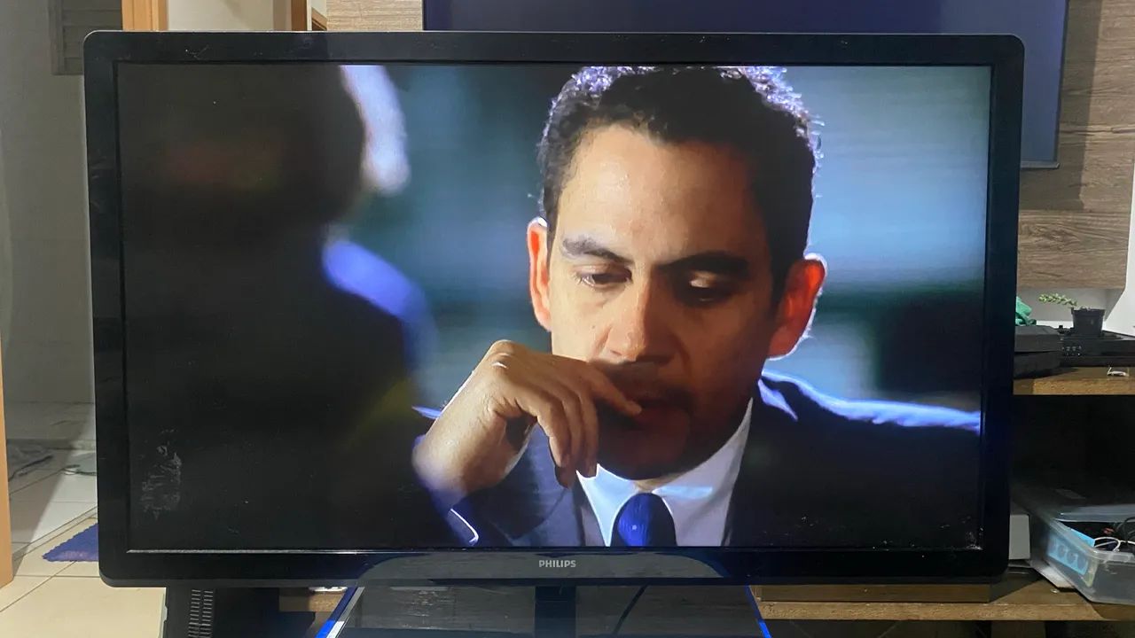 Tv Philips 42 polegadas  - Foto 4