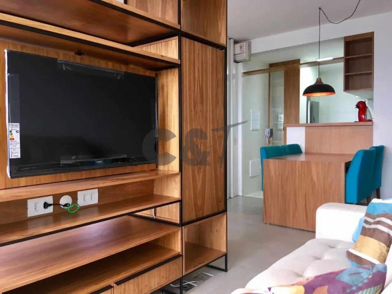Apartamento - 1 Dormitório à Venda na Granja Julieta - São Paulo/SP.