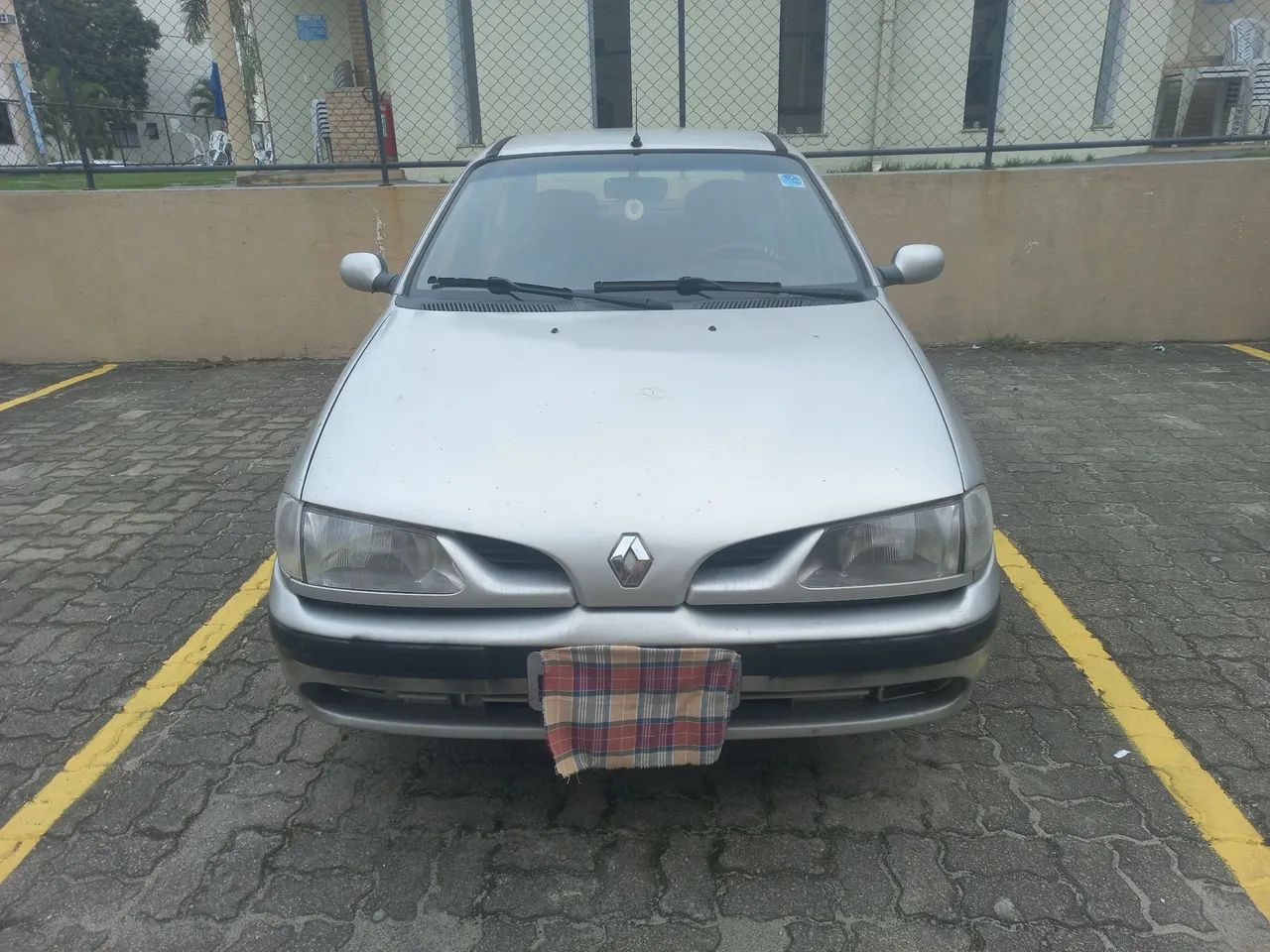 Renault Megane Hatch RXE 2.0 1998