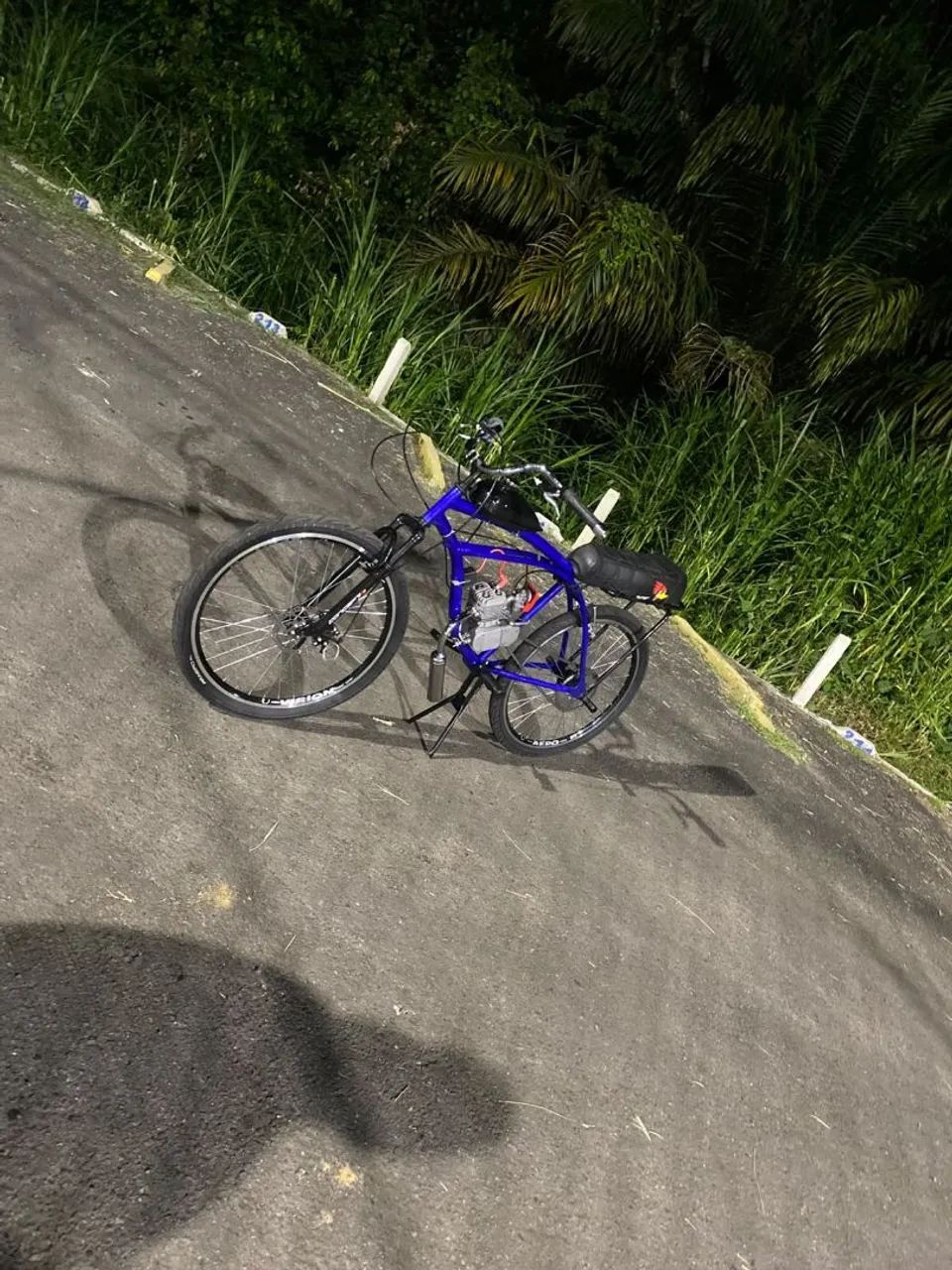 Vendo motorizada 80cc nova pra vender logo 