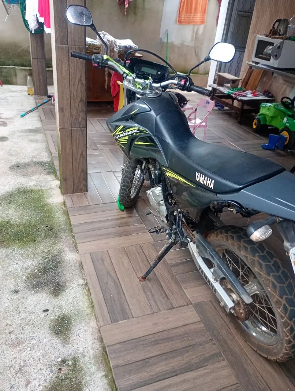 XTZ Lander 250 - Foto 2
