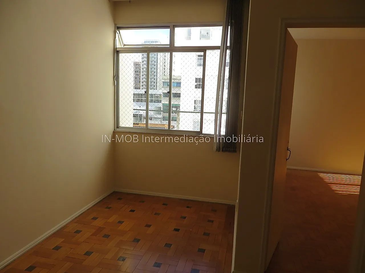 Apartamento amplo com 02 quartos, no Centro próximo a Catedral - Foto 3
