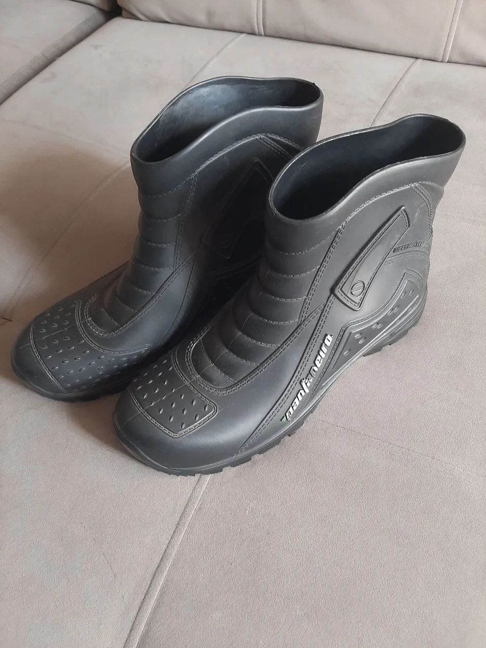 Capa de Chuva em Nylon + Bota - Foto 5