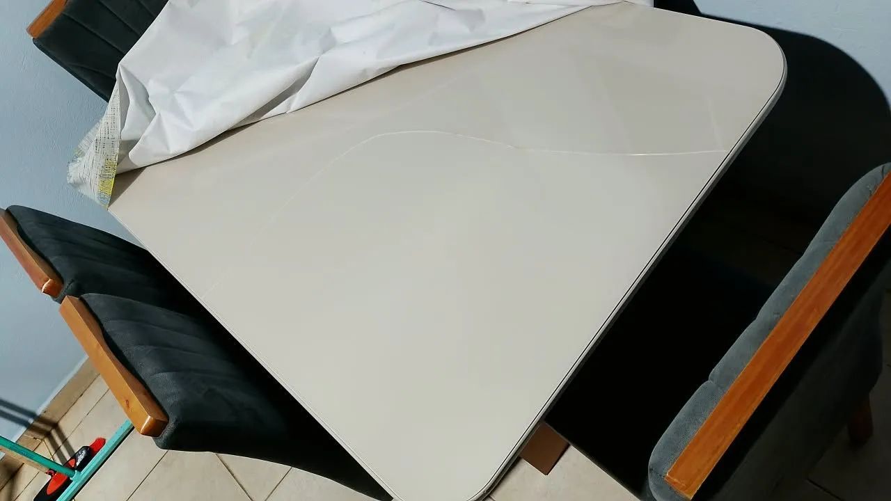 Mesa com cadeiras em madeira  - Foto 2