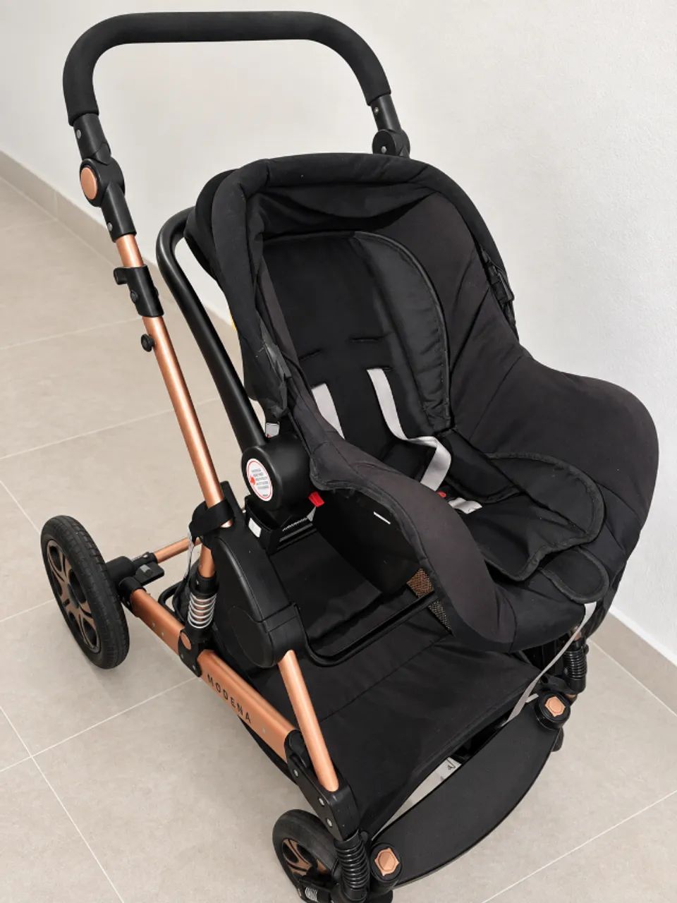 Carrinho Belluno Modena + Bebê Conforto | Importado - Foto 4