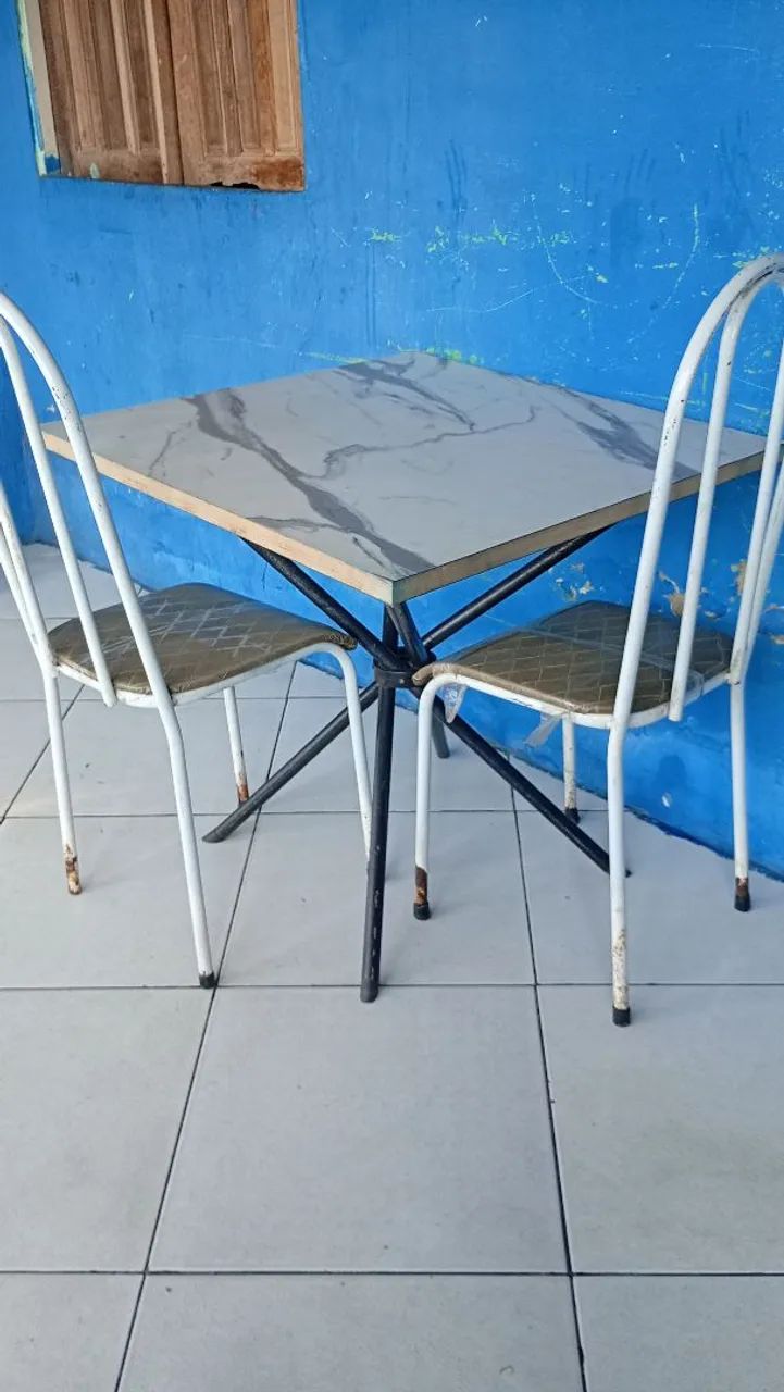 Vendo mesa pequena no precinho  - Foto 3