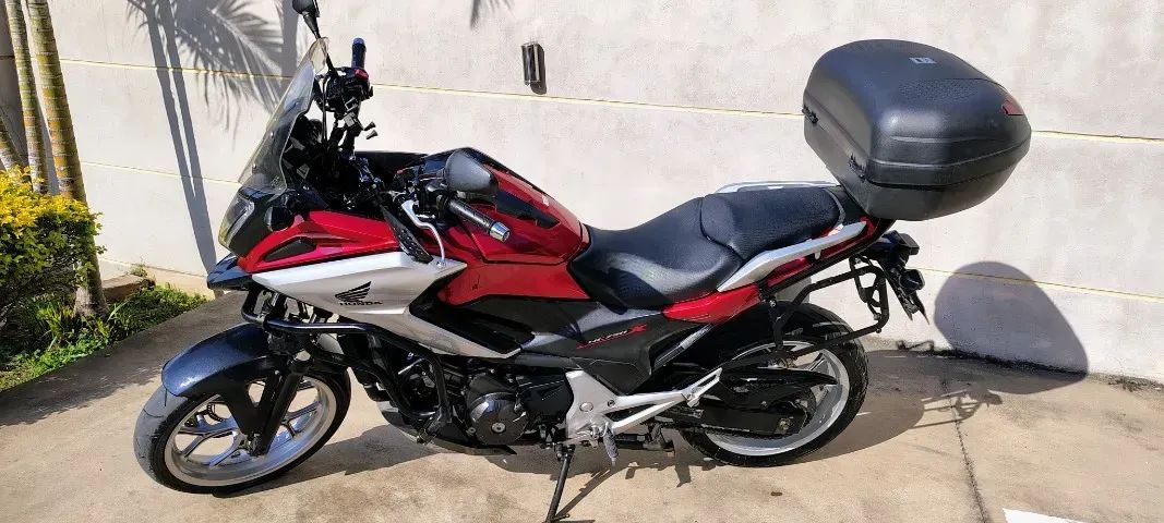 Honda NC 750X 2018 COMPLETA E BAIXO KM - Foto 5