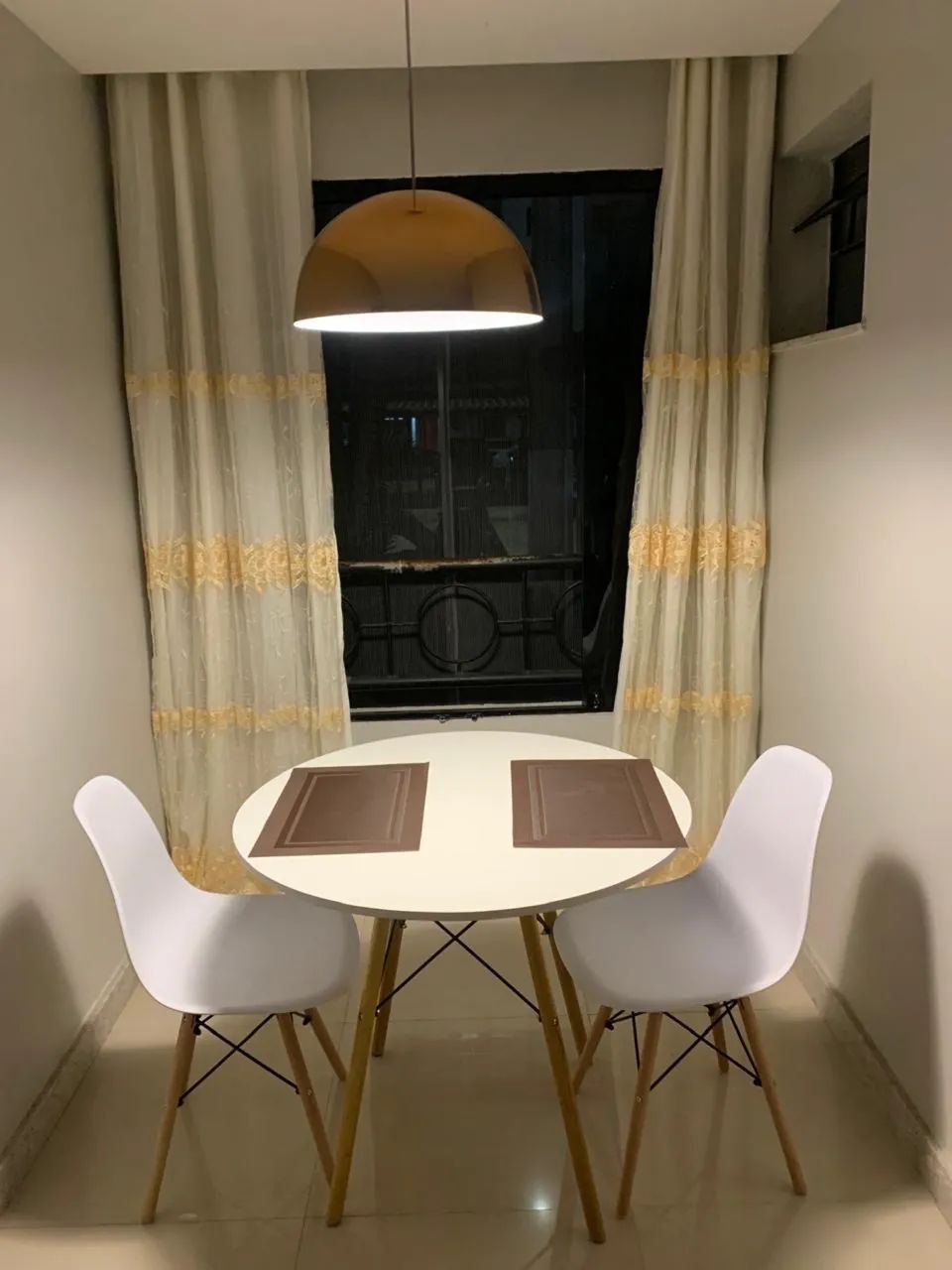 Alugo quarto para mulheres e homens gays  - Foto 3