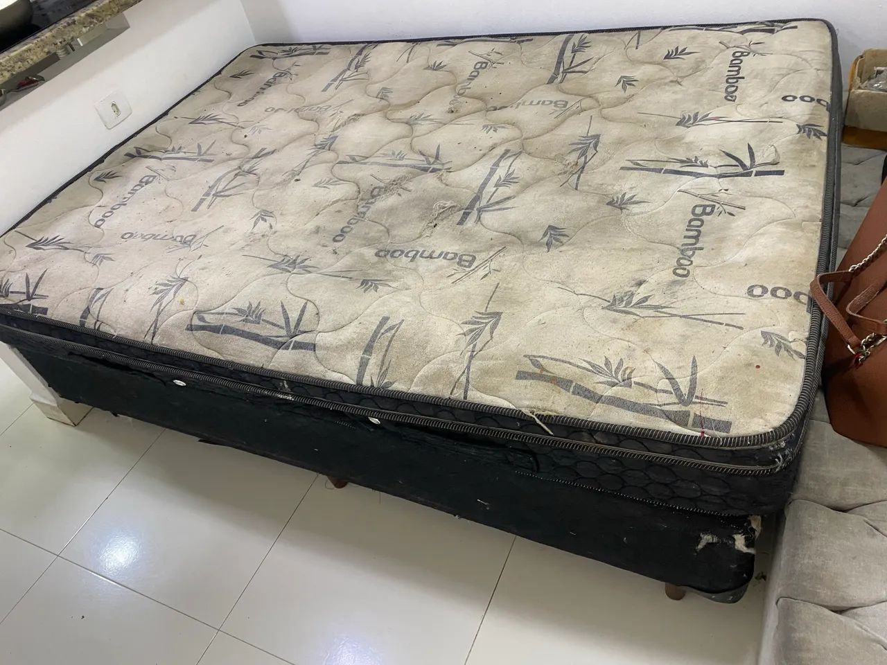 Colchão e cama  - Foto 2