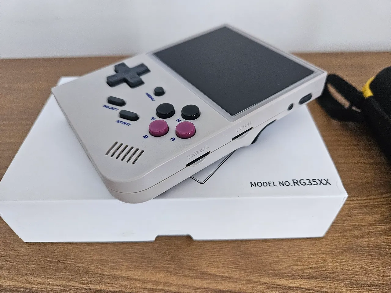 Anbernic RG406H com MicroSD de 256gb - Consoles de Vídeo Game